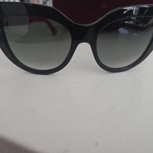Gucci Glossy Black Sunglasses
